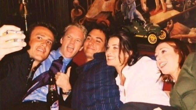 How I Met Your Mother mı yoksa Friends mi?