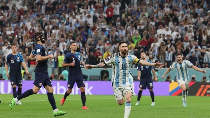 2022 Dünya Kupası'nda Arjantin - Hırvatistan'ı 3-0 yenerek finale kaldı! Messi kupayı alır mı?