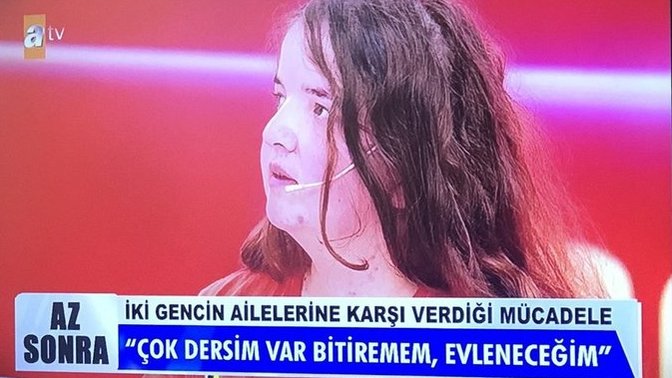 Sınavlardan bunaldığını söyleyen bir genç, en yakın arkadaşıyla evlenecekmiş :D Siz nelerden bunaldınız?