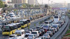 İşe arabayla mı yoksa toplu taşımayla mı gidiyorsunuz?