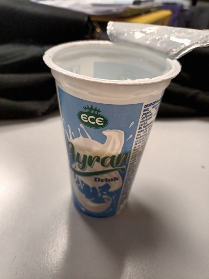 Ekmek arası balık mı, ekmek arası köfte mi?
