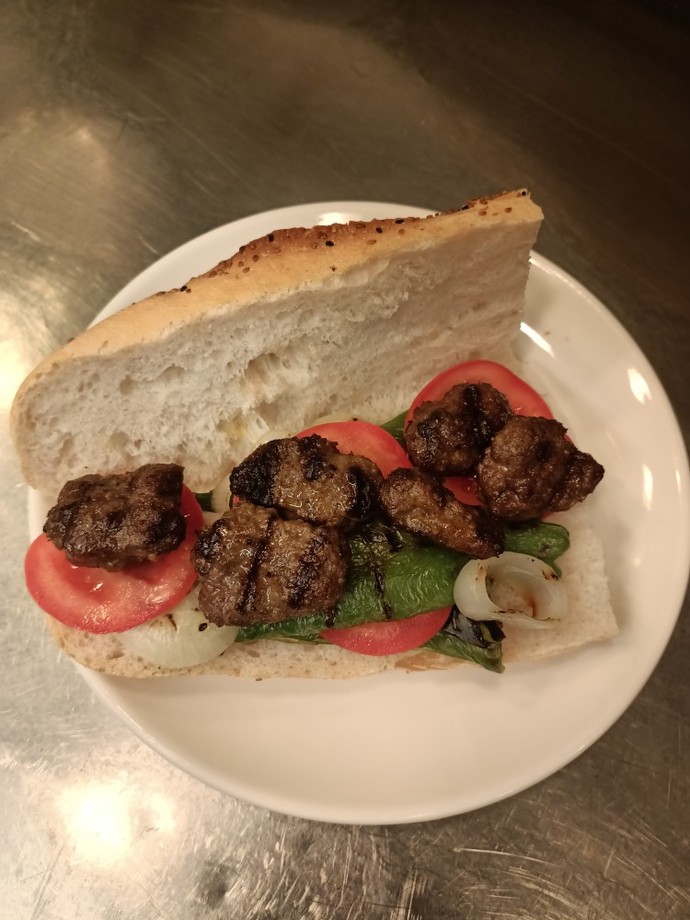Köfteyi hangi haliyle seviyor sunuz?