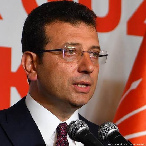 İBB başkanı Ekrem İmamoğluna 2 yıl 7 ay hapis cezasına çarptırıldı. Bu konu hakkındaki düşüncelereniz nedir?