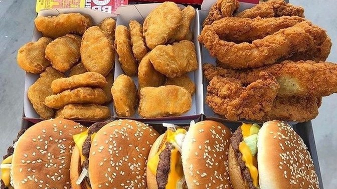 Şu an dışarıdan hangi yemeği sipariş etmek isterdiniz?
