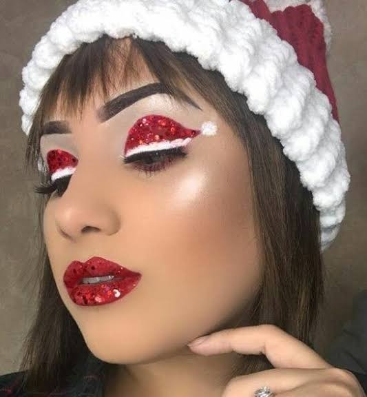 Yeni yıla girerken nasıl bir makyaj yapılabilir?