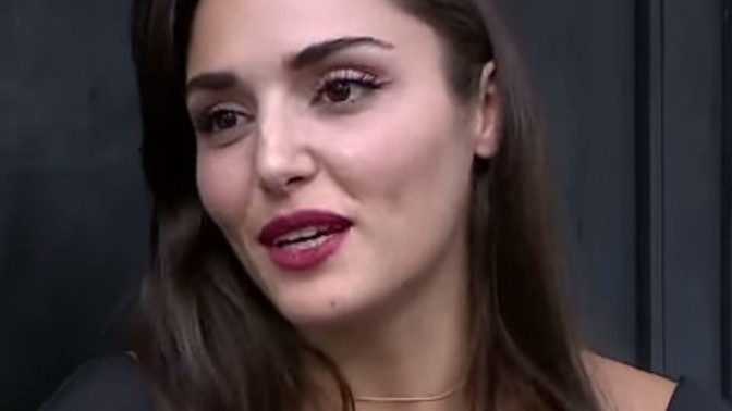 Hande Erçel'in nasıl bu kadar çok takipçisi var şaka mı ya?