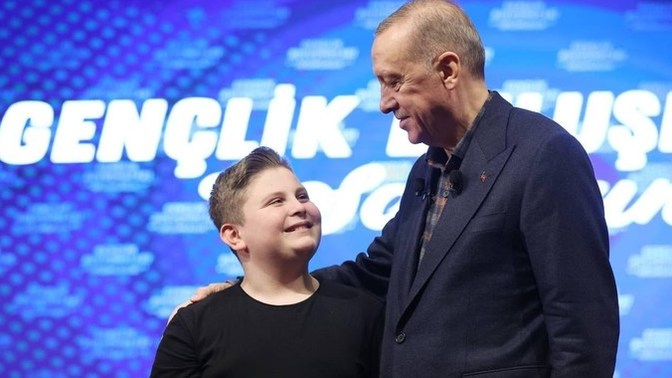 Erdoğan'ın 'Kilo vermelisin' dediği fenomen Fevzi, diyetisyene gitti! Siz kim söylerse diyet yaparsınız?