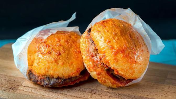 Islak hamburger sever misin, en fazla kaç tane yiyebilirsiniz?