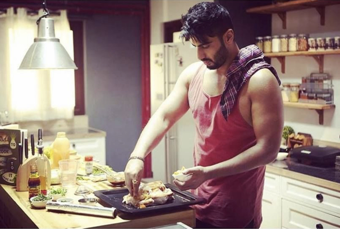 Yemek yapan kadınlar mı daha çekici, erkekler mi?