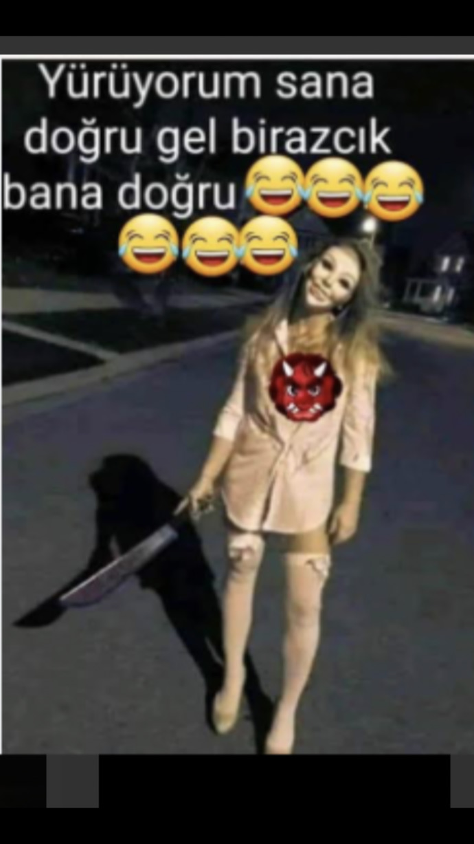 Beyler, size yürüyen bir kadına tavrınız ne olur?