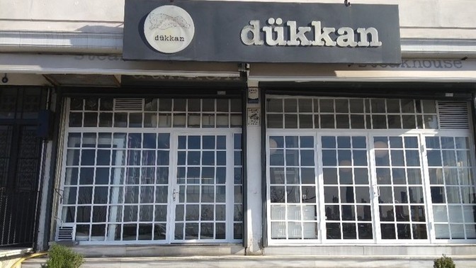 İstanbul'da dükkanımız var, kiracı çıkacakmış. Tekrar kiraya mı vermek mantıklı yoksa kendimizin değerlendirmesi mi?