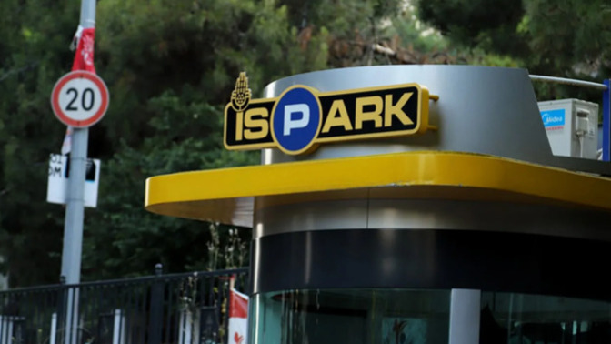 İstanbul'da İSPARK otopark ücretlerine %60 zam gelmiş. Bu devirde araba sahibi olmak zor değil mi?