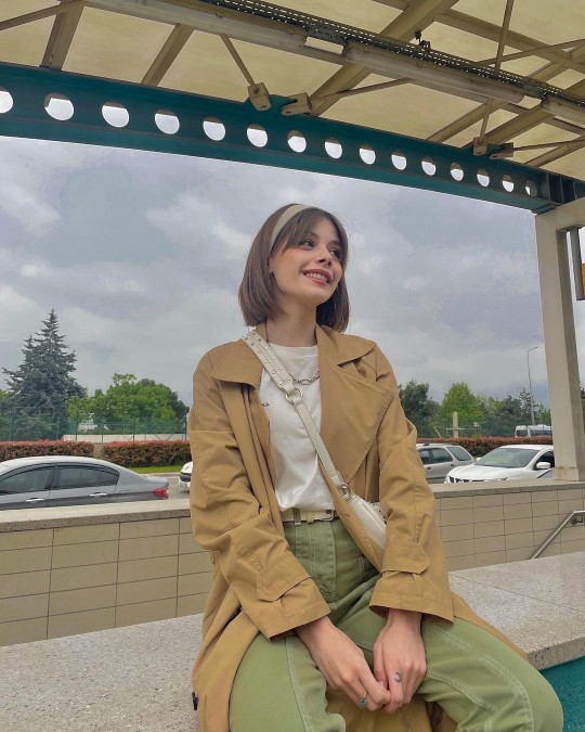 Yüzünüzde güller açtıran biri var mı?