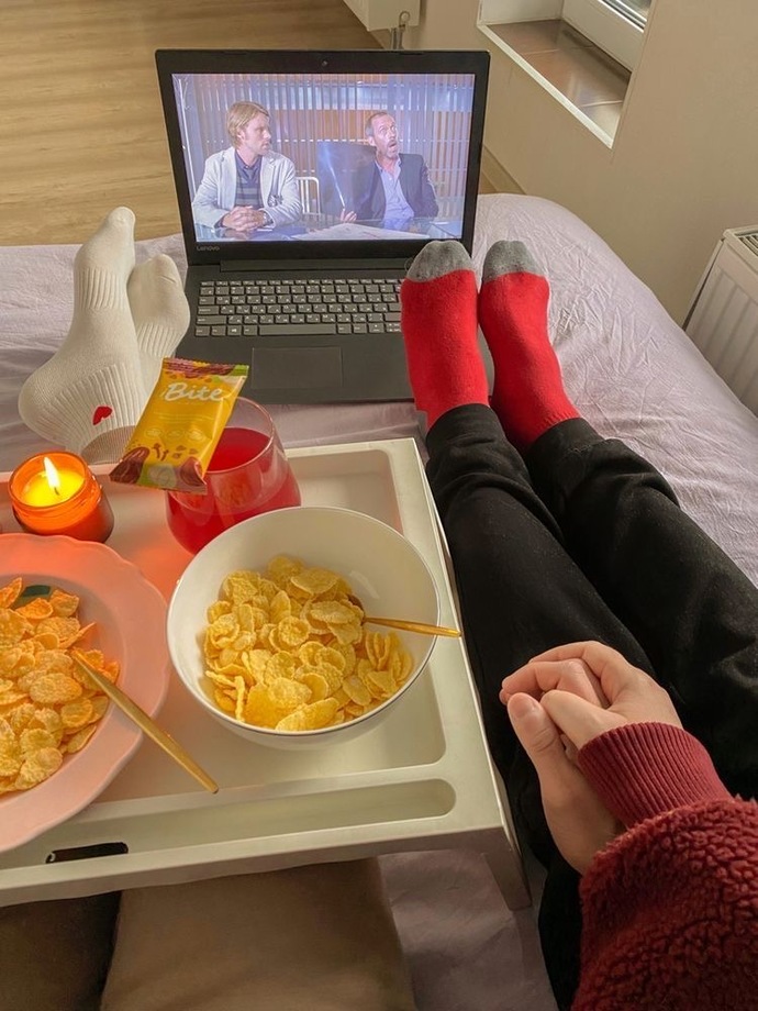 Film zevkinizin uyuşmadığı biriyle olur mu?