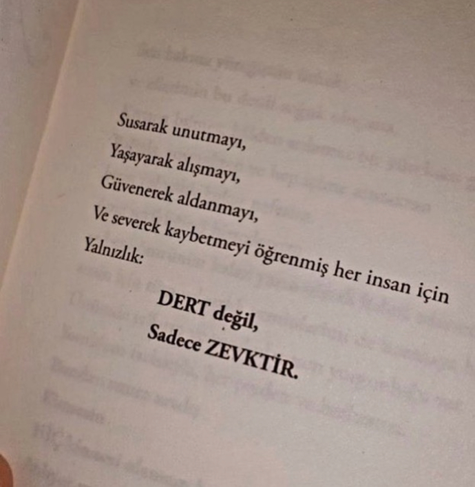 Yalnızlık senin için dert mi zevk mi?