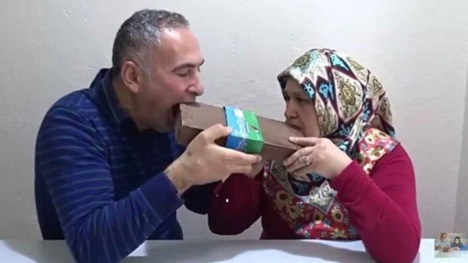 Aşırı romantik ilişkiler sinir bozucu değil mi?
