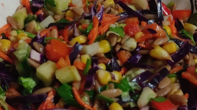 Kendime salata yaptım, nasıl görünüyor?
