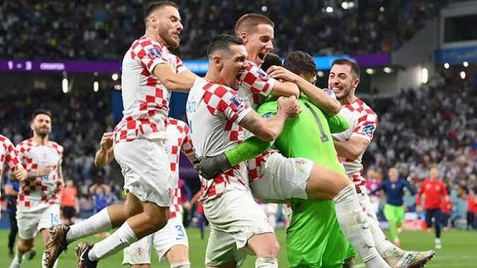 Hırvatistan, Fas'ı 2-1 yenerek Dünya Kupası üçüncüsü oldu! 🥉 Ne dersiniz?