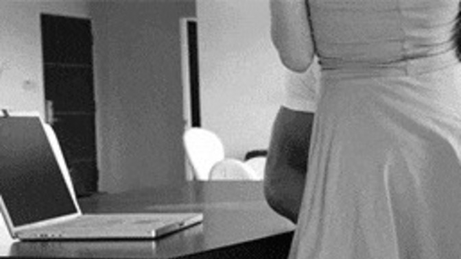 Tamamen yabancı biriyle seksi heyecan verici bulur muydunuz?