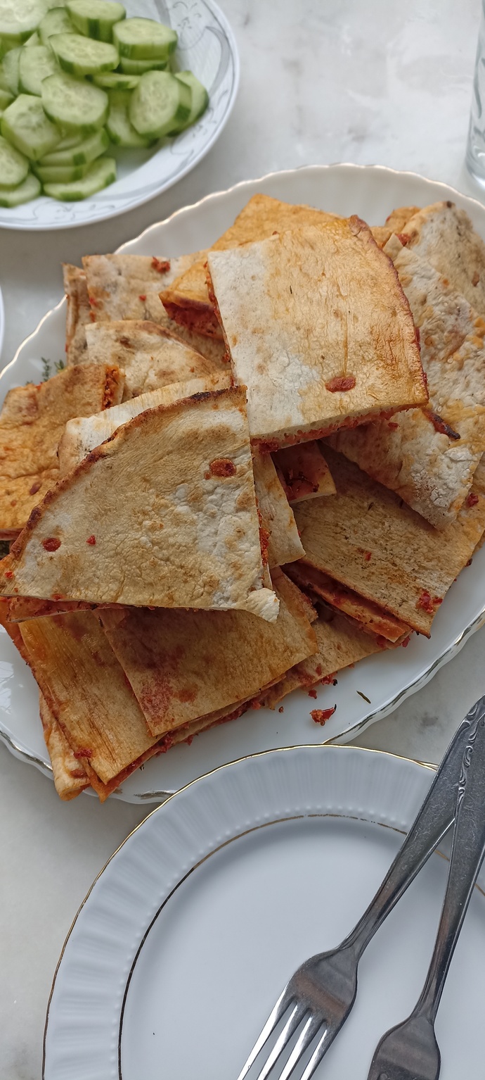 Katıklı ekmek bilen var mı ?