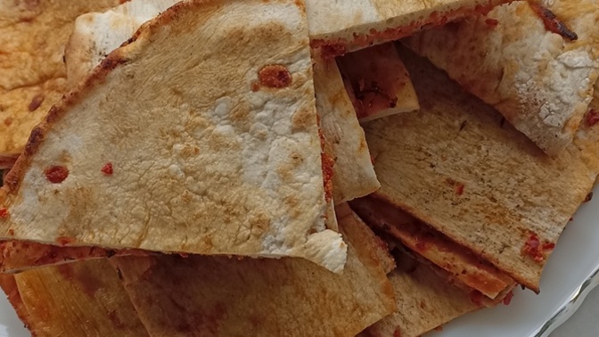 Katıklı ekmek bilen var mı ?