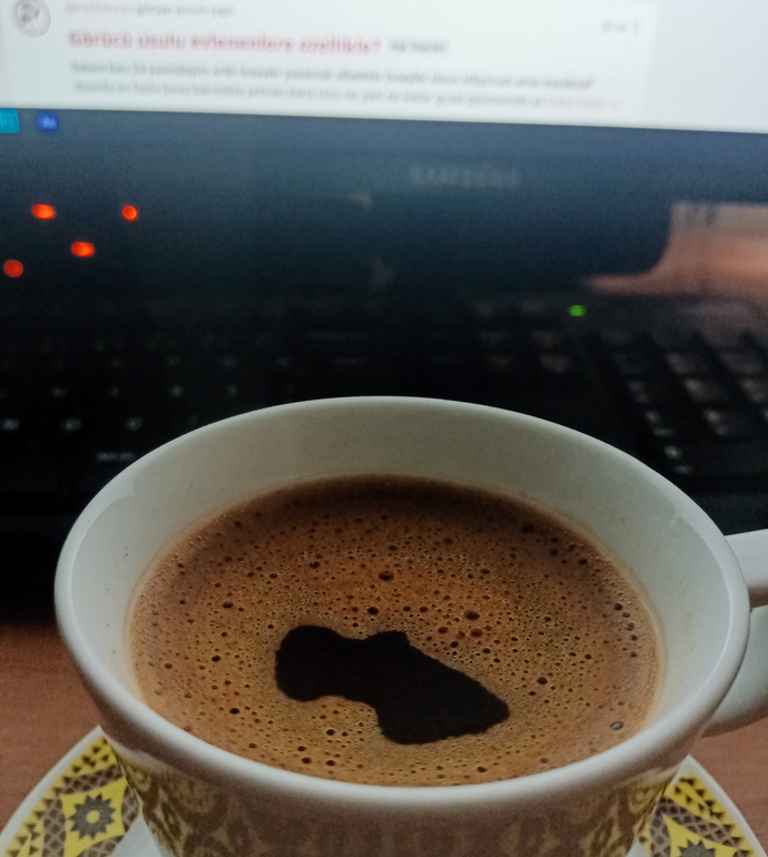 Tarafını seç! Türk kahvesi mi, Nescafe mi?