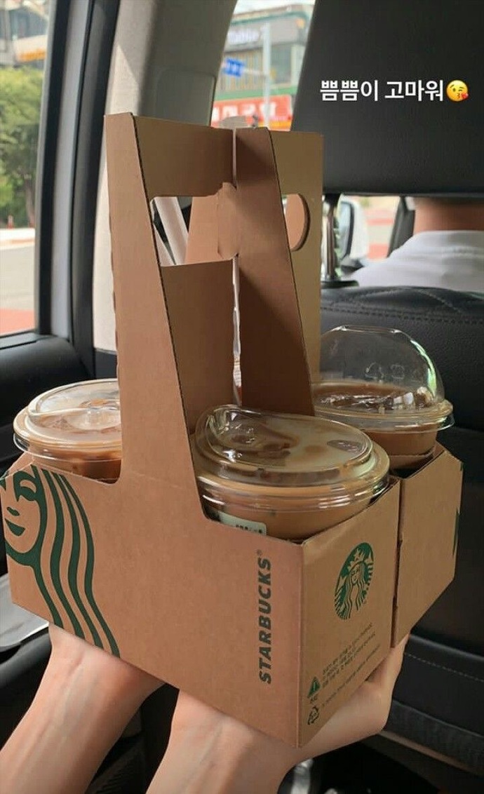 Vazgeçilmez starbucks içeceğiniz hangisi?