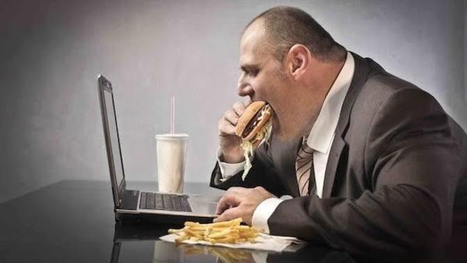 Sizi açlık oyunları içine soksam en çok hangi yemeği özlerdiniz?