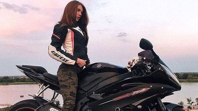 Kızlara motor kullanmak çok yakışmıyor mu?