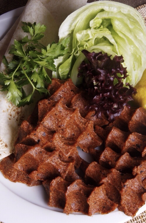 Çiğ köfte mi, mercimek köfte mi?