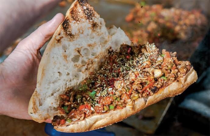 Ekmek arası yemeyi en sevdiğin yiyecek hangisi?