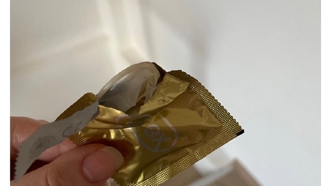 Ayrılsanız da eski sevgilinizin aldığı hediyeleri saklar mısınız?