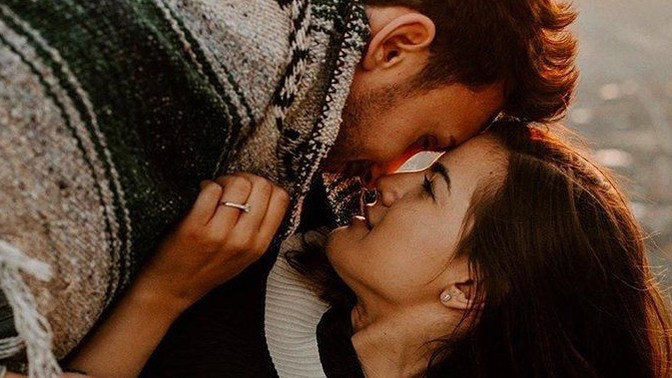 Aynı anda iki kişiye aşık olmak mümkün mü?