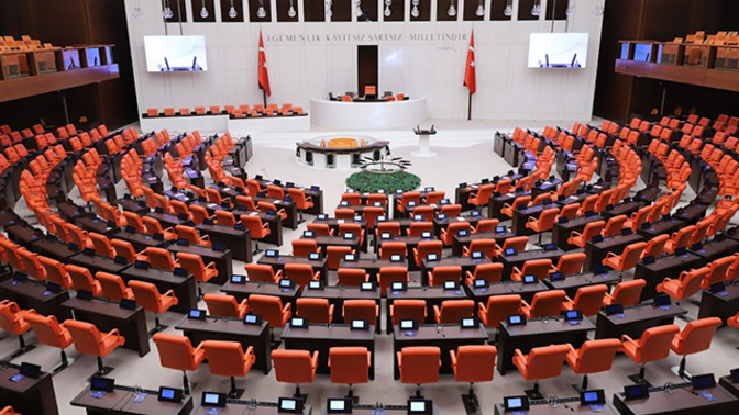 TBMM, iktidar vekillerinin önerisiyle 1 hafta tatile girdi. Tatil yerine hangi sorunumuzu çözsünler isterdiniz?
