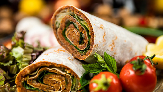 Çiğ köfte mi yoksa yaprak sarması mı?