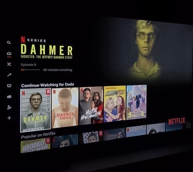 Netflix şifresini paylaşmak artık suç sayılacakmış! Sizce sayılmalı mı?
