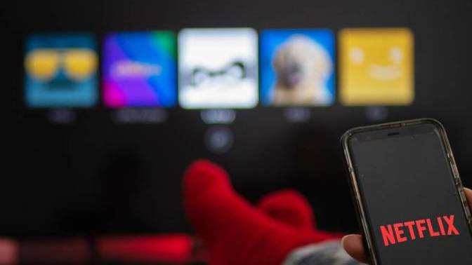 Netflix şifresi paylaşmak suç sayılacak! Netflix şifrenizi paylaşıyor musunuz?