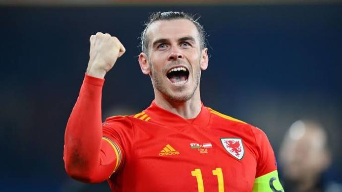 Sizce Angel Di Maria mı daha iyi topçu Gareth Bale mı?