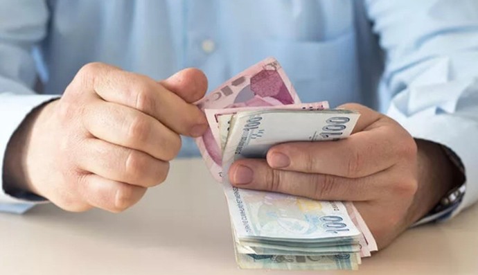 8500 TL olan asgari ücret karşısında hak ettiğin meblağa sahip olduğunu düşünüyor musun?