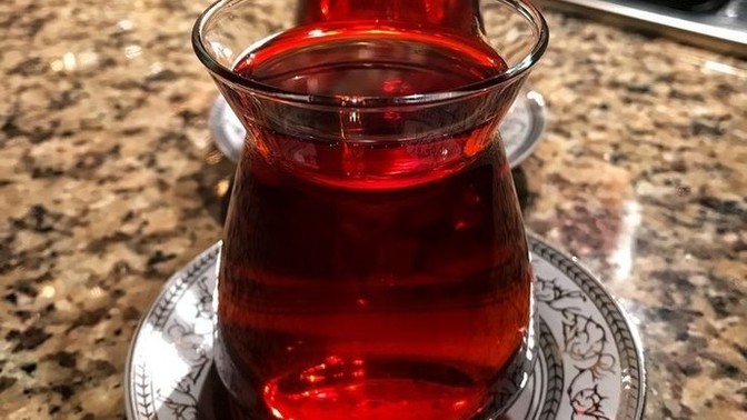 Çayı açık mı yoksa demli mi tercih edersiniz?