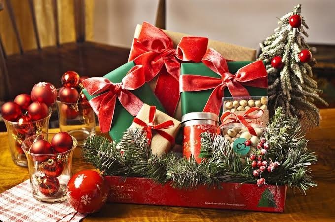 Yılbaşında aile ve sosyal çevrenizle hediyeleşecek misiniz?