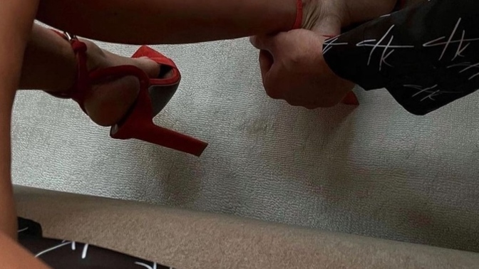 Çiftlerin birbirleriyle özel bir şekilde ilgilenmesi, onları seksi ve çekici yapar mı?