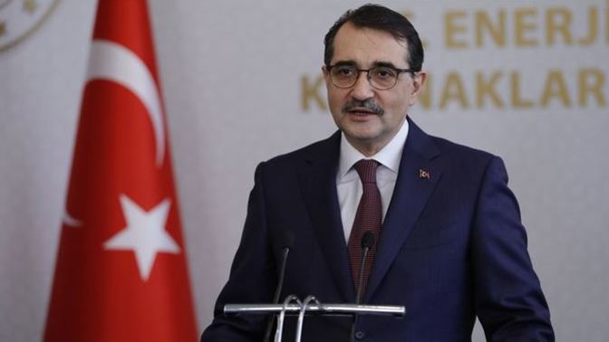 Bakan Dönmez, "Seneye evlerimizde çaylarımızı yerli gazımızla demleyeceğiz ve ısıtacağız" demiş. Fatura fiyatları düşer mi?
