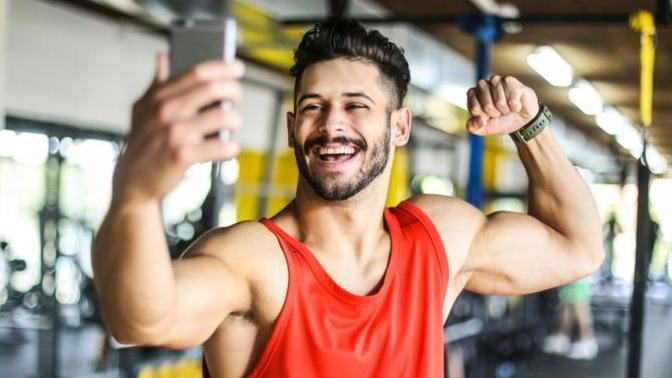 Vücut geliştiren erkekleri diğer erkekler kıskanıyor mu?