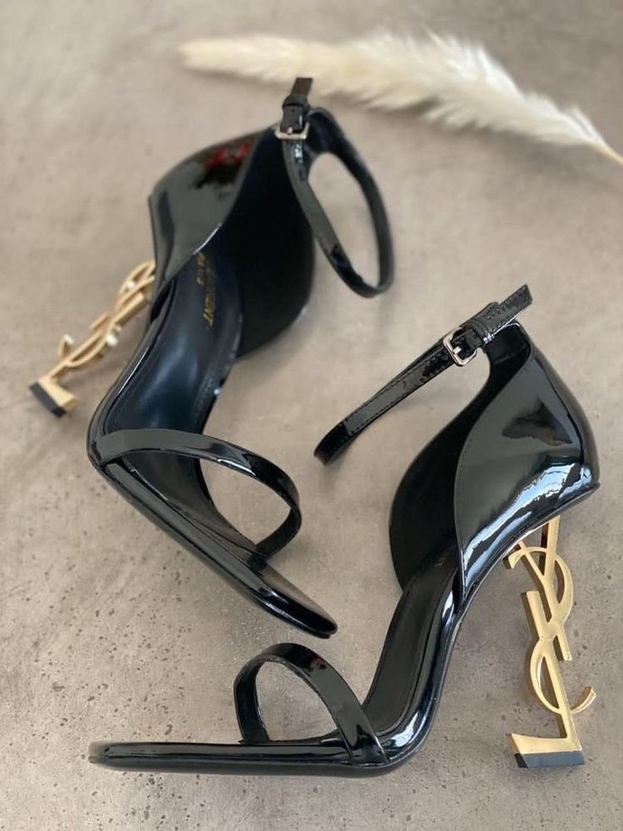 Nasıl buluyorsunuz bu tür ayakkabıları 👠?