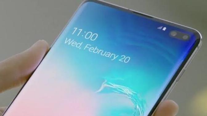 "AMOLED" ve OLED” ekran arasındaki fark nedir?