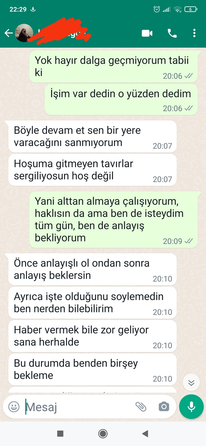 Sizce bu kızla konuşmayı kesmeli miyim?