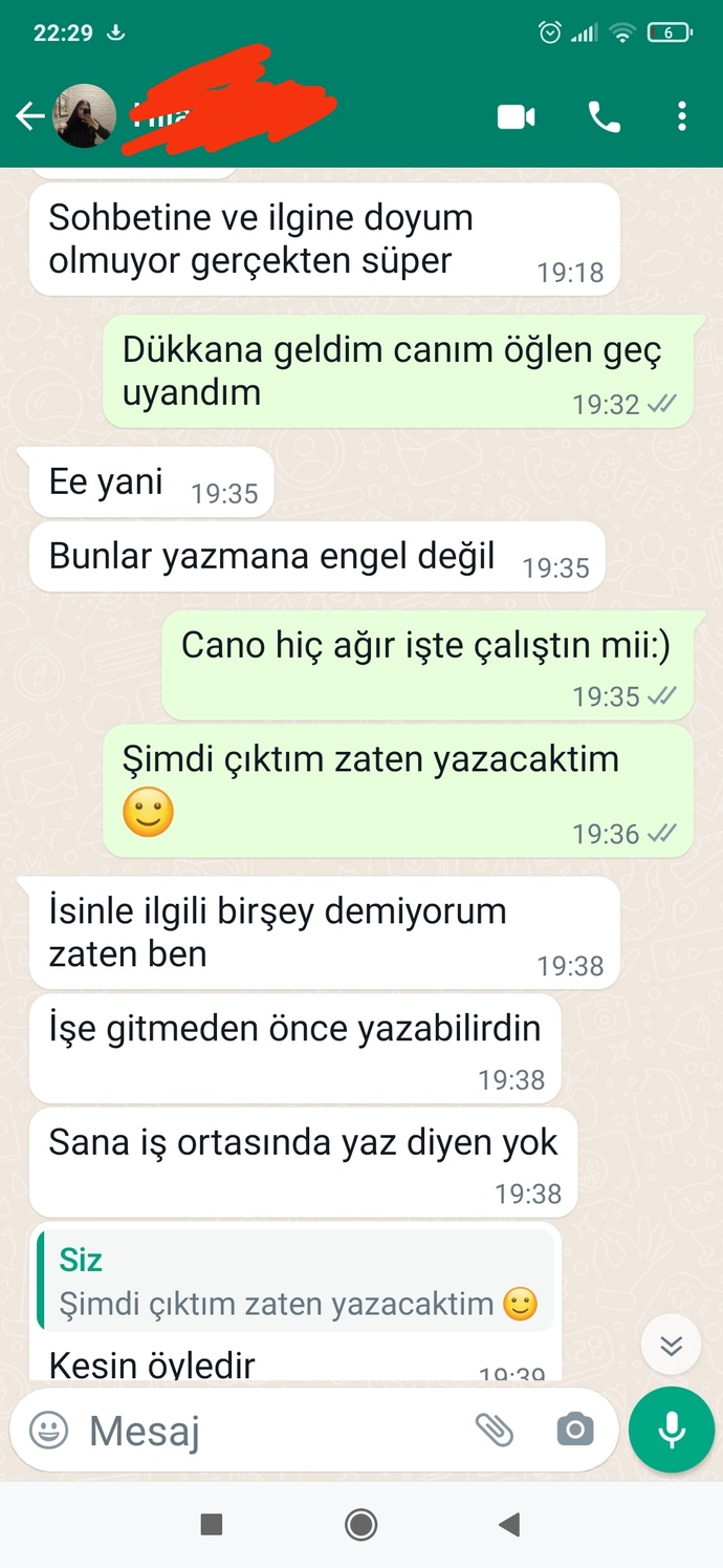Sizce bu kızla konuşmayı kesmeli miyim?