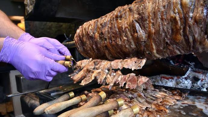 Cağ kebabı sever misiniz?