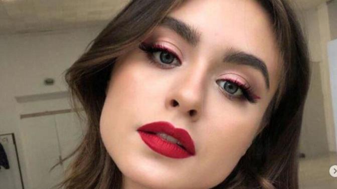 Yılbaşı gecesi için özel bir makyaj tarzın var mı?